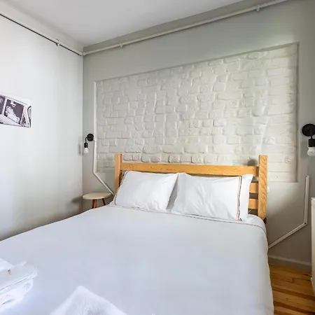 Pin Exclusive 1 Bd Taksim A5 * Стамбул